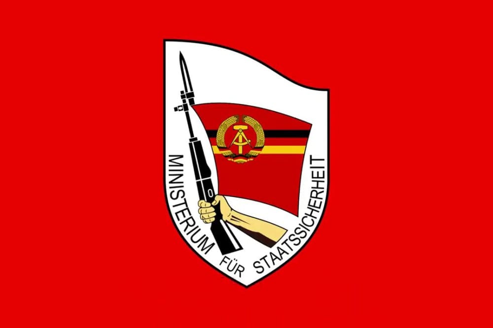 Штази (Stasi) - факты о спецслужбах Германской Демократической Республики